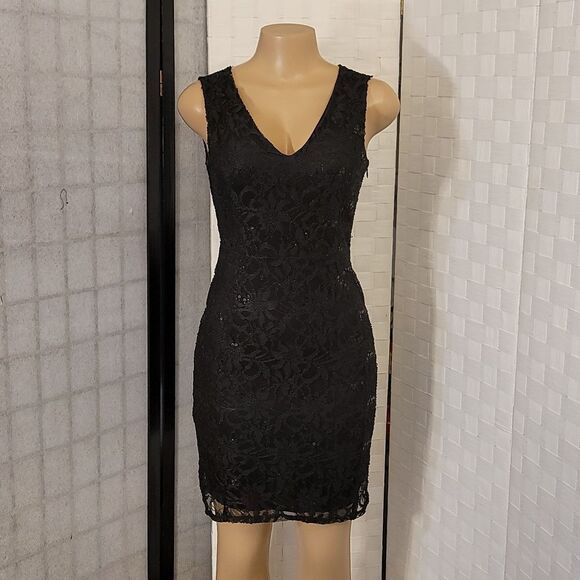 BRAND NEW ALEXA B NITES V-NECK SEQUIM EMBROIDERY MINI LACE DRESS - Picture 4 of 15
